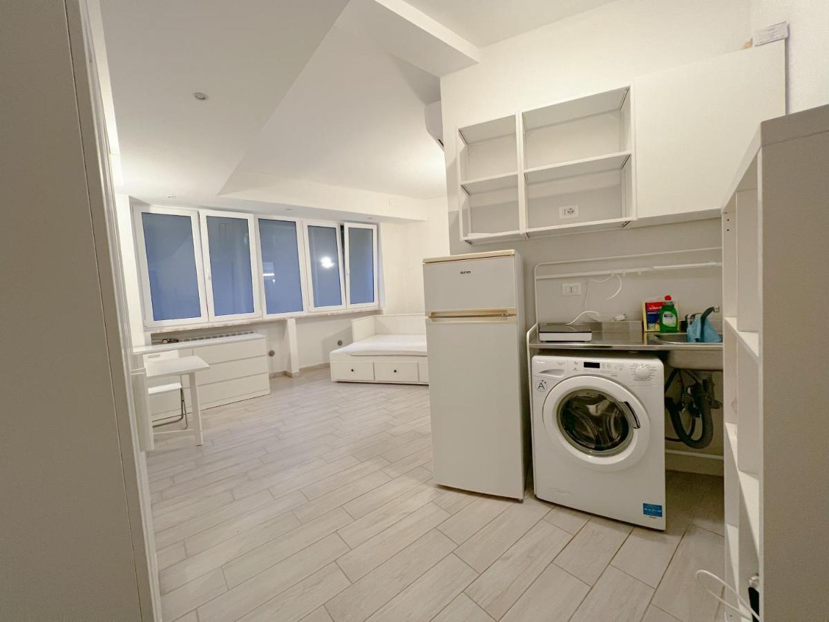 Confortable And Centrally Milan Flat מראה חיצוני תמונה